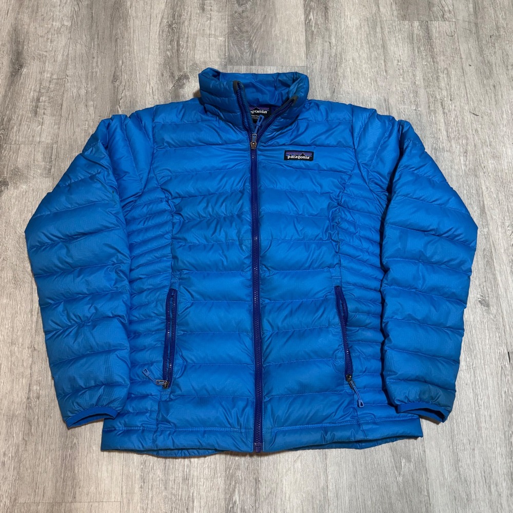 Patagonia Womens size XS Down puffer Jacket Blue 84683 winter